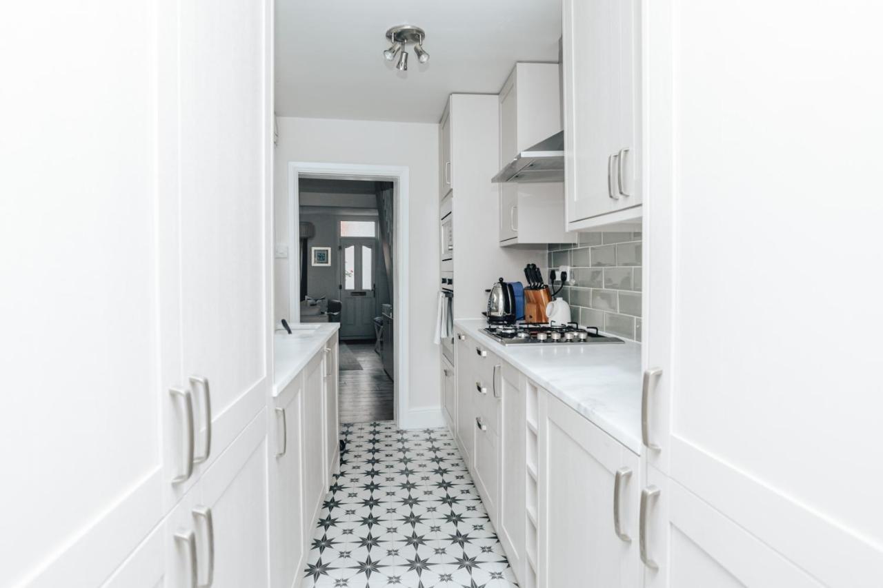 The Dragonfly - Central 2 Bedroom House Henley-on-Thames Esterno foto